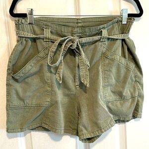 Old Navy Army Green Shorts with Tie Belt